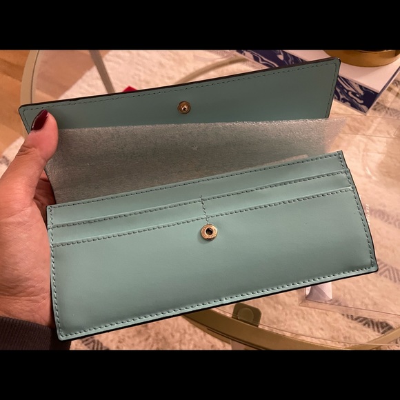 Brand New in Box Kate Spade Wallet - Picture 5 of 7